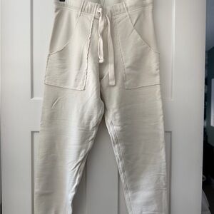 Frank & Eileen Eamon Cream Jogger Pants with Pockets, never worn. XS.